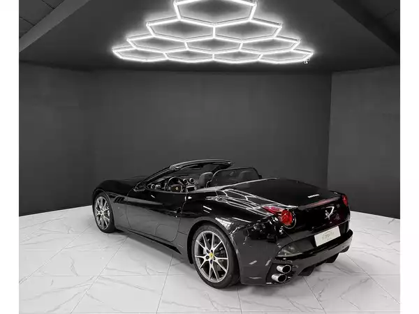 Ferrari California V8 4.3 Nero Daytona - Photo 2