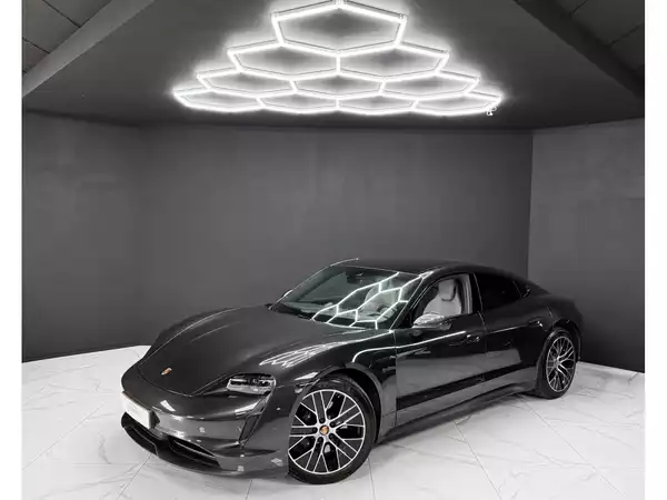 Porsche Taycan Performance Batterie / Sport Chrono / Pano / Dual Screen - Photo 1