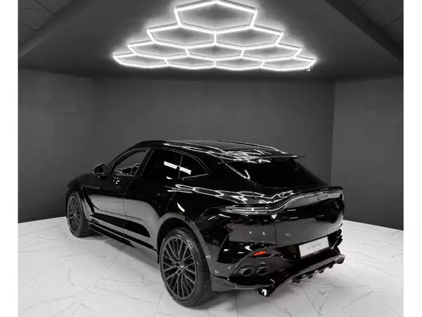Aston Martin DBX 4.0 V8 707 / CARBON / PANO / 23" / BLACK B - Photo 2
