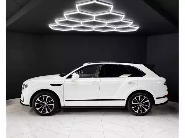 Bentley Bentayga 4.0 V8 S CARBON - Photo 2