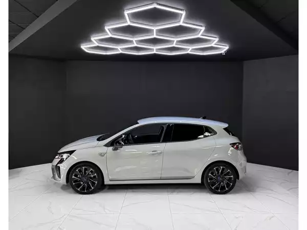 Renault Clio Esprit Alpine E-Tech Full Hybrid 145 - Photo 2