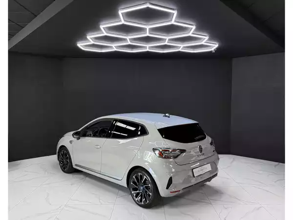 Renault Clio Esprit Alpine E-Tech Full Hybrid 145 - Photo 2
