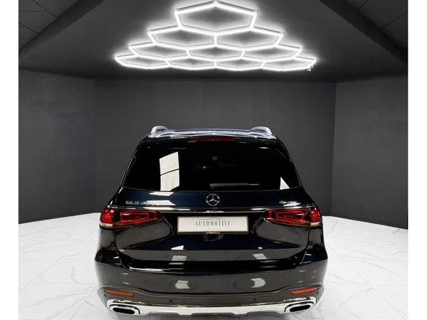 Mercedes-Benz GLS 400 d AMG Line 7 seats FULL - Photo 3