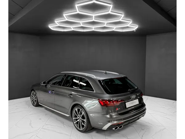 Audi S4 Avant 3.0 TDI Quattro - Photo 2