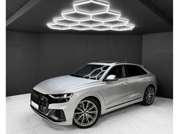 Audi SQ8 4.0 TFSI / REAR-AXLE / B&O / PANO / HEAD-UP / - Photo 1
