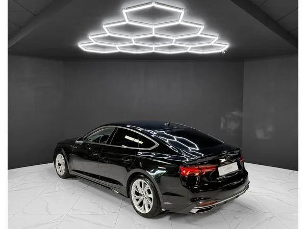 Audi A5 Sportback 40 TDI - Photo 2