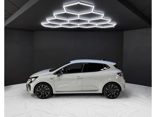 Renault Clio Esprit Alpine E-Tech Full Hybrid 145 - Photo 2