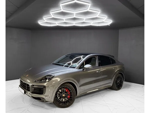 Porsche Cayenne GTS Coupe 4.0 V8 - Photo 1