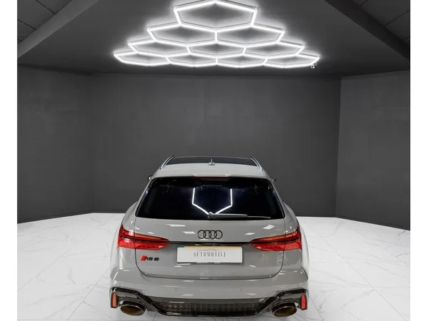 Audi RS6 Avant 4.0 V8 TFSI - Photo 3