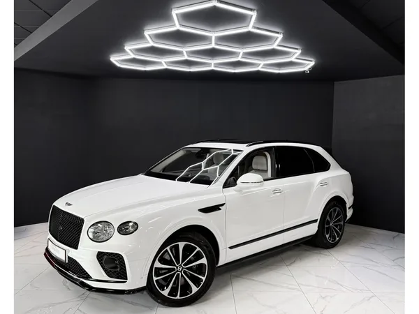Bentley Bentayga 4.0 V8 S CARBON - Photo 1
