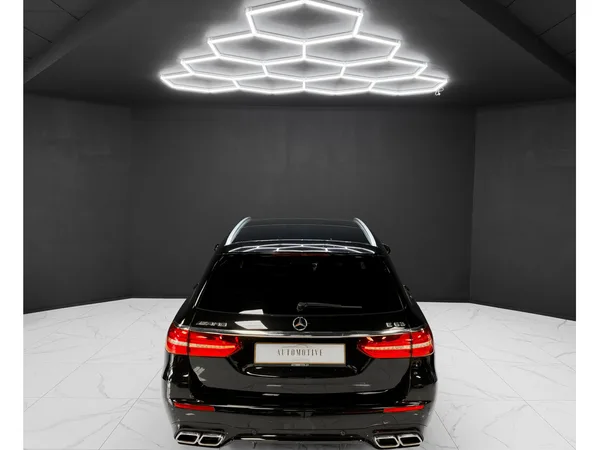 Mercedes-Benz E 63 AMG BURMESTER / MASSAGE / 360 / PANO / HEAD-UP - Photo 3