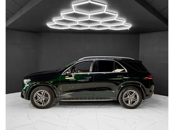 Mercedes-Benz GLE 350 d AMG Line / Spec / 360 / New service - Photo 2