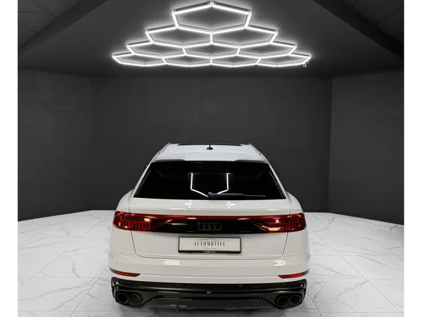 Audi SQ8 4.0 TFSI / ABT / MATRIX / B&O / PANO / HEAD-UP / 360° - Photo 3