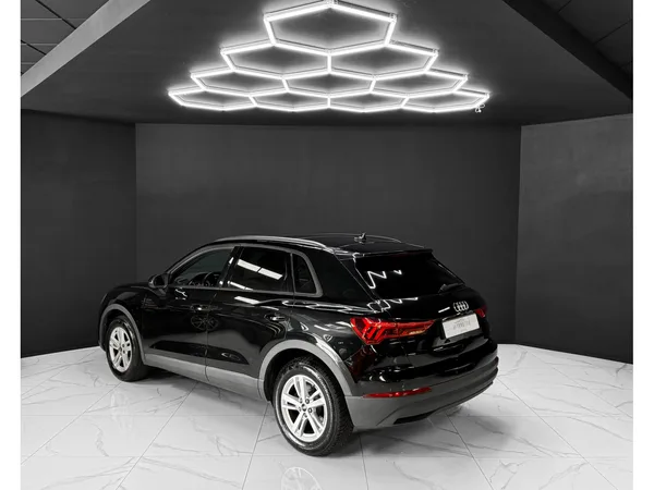 Audi Q3 35 TFSI / B&O / PANO / ACC / CAMERA - Photo 2