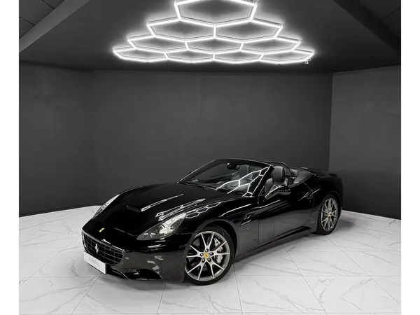 Ferrari California V8 4.3 Nero Daytona - Photo 1