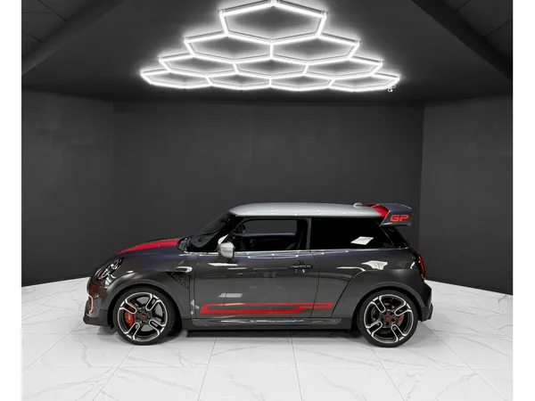 MINI John Cooper Works JCW GP 1/1433 - Photo 2