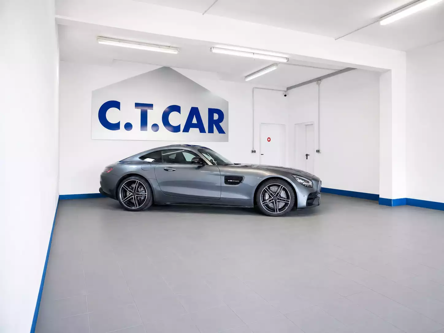 Mercedes-Benz AMG GT Coupe - Photo 1