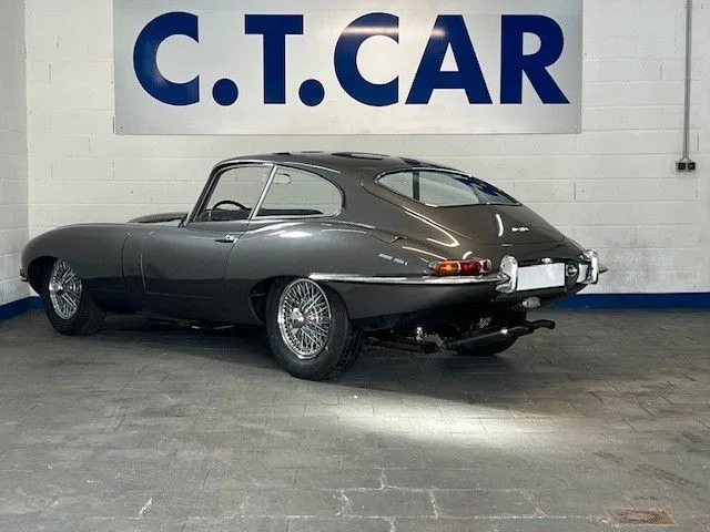 Jaguar E-Type S1 3.8 - Photo 1