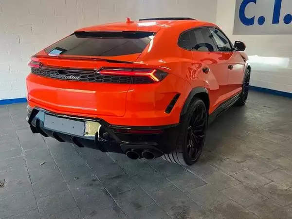 Lamborghini Urus 4.0 V8 PHEV SE- carbon - Photo 2