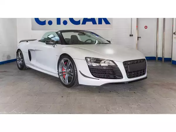 Audi R8 GT Spyder 5.2 FSI quattro 182/333 - Photo 2