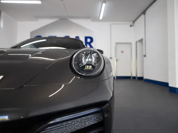 Porsche 992 911 Carrera 4S - Photo 3