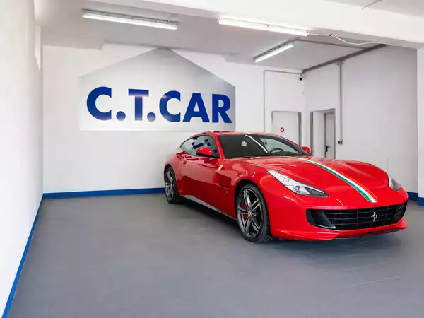 Ferrari GTC4 Lusso Tailor Made 70 Anni Collection - Photo 3