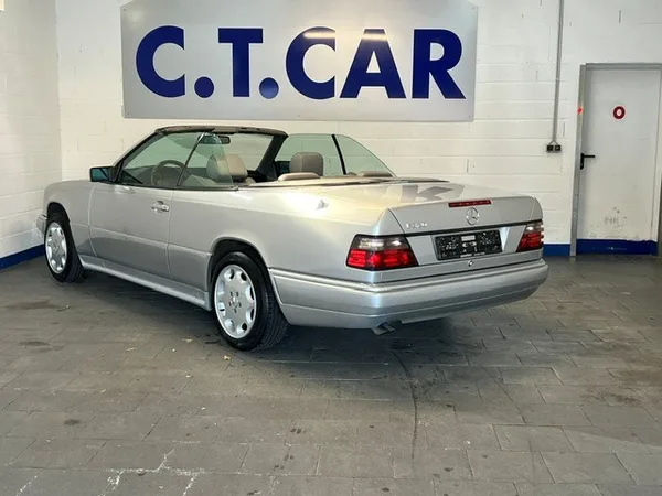 Mercedes-Benz E 320 W124 - Photo 3