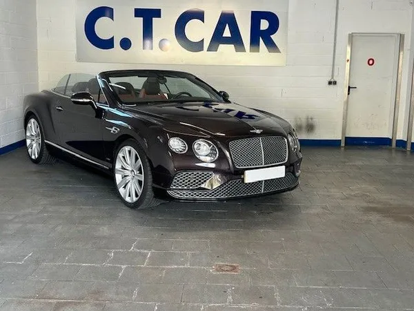 Bentley Continental GTC V8S - Photo 1