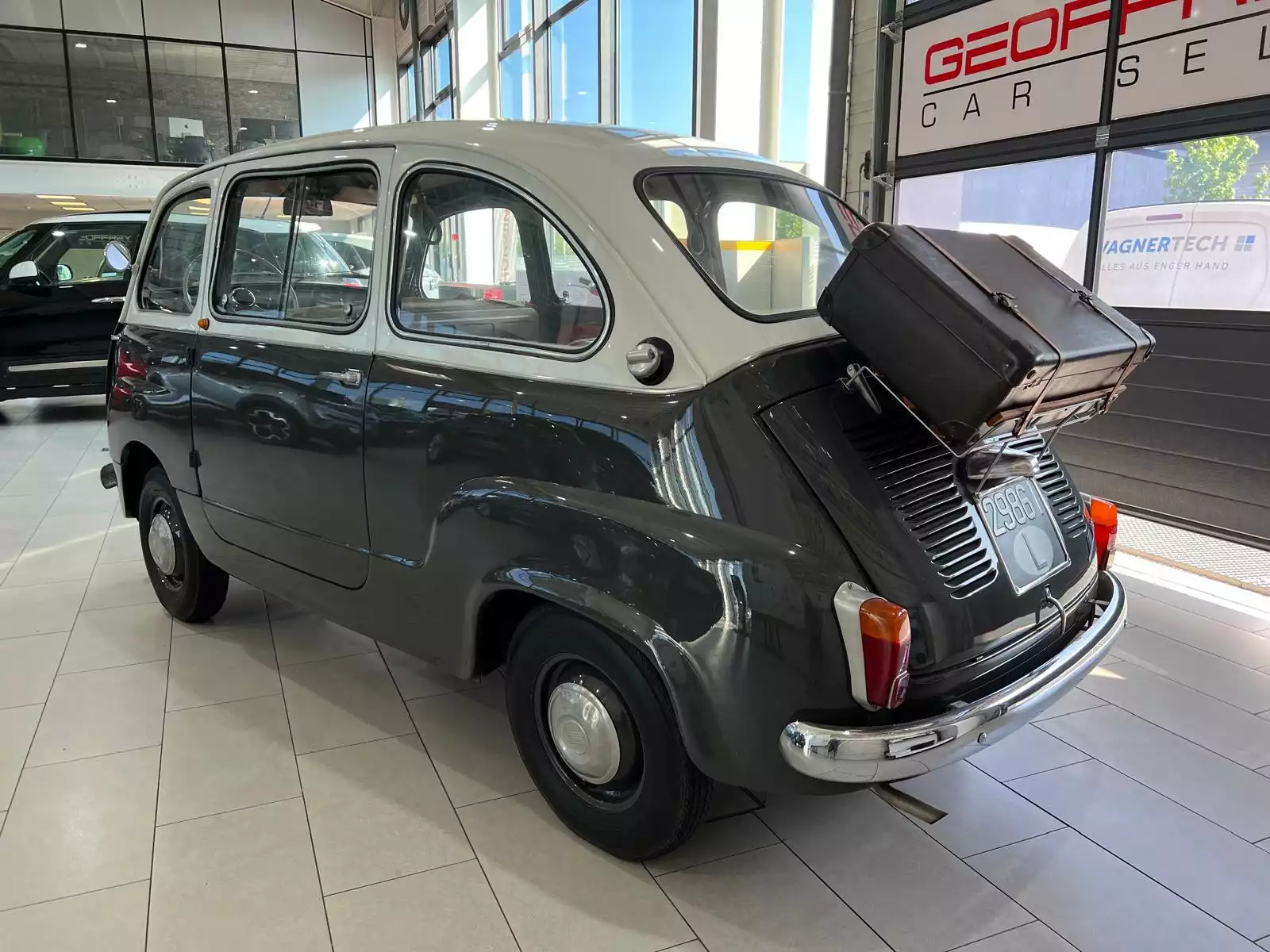 Fiat Multipla 600 - Photo 1