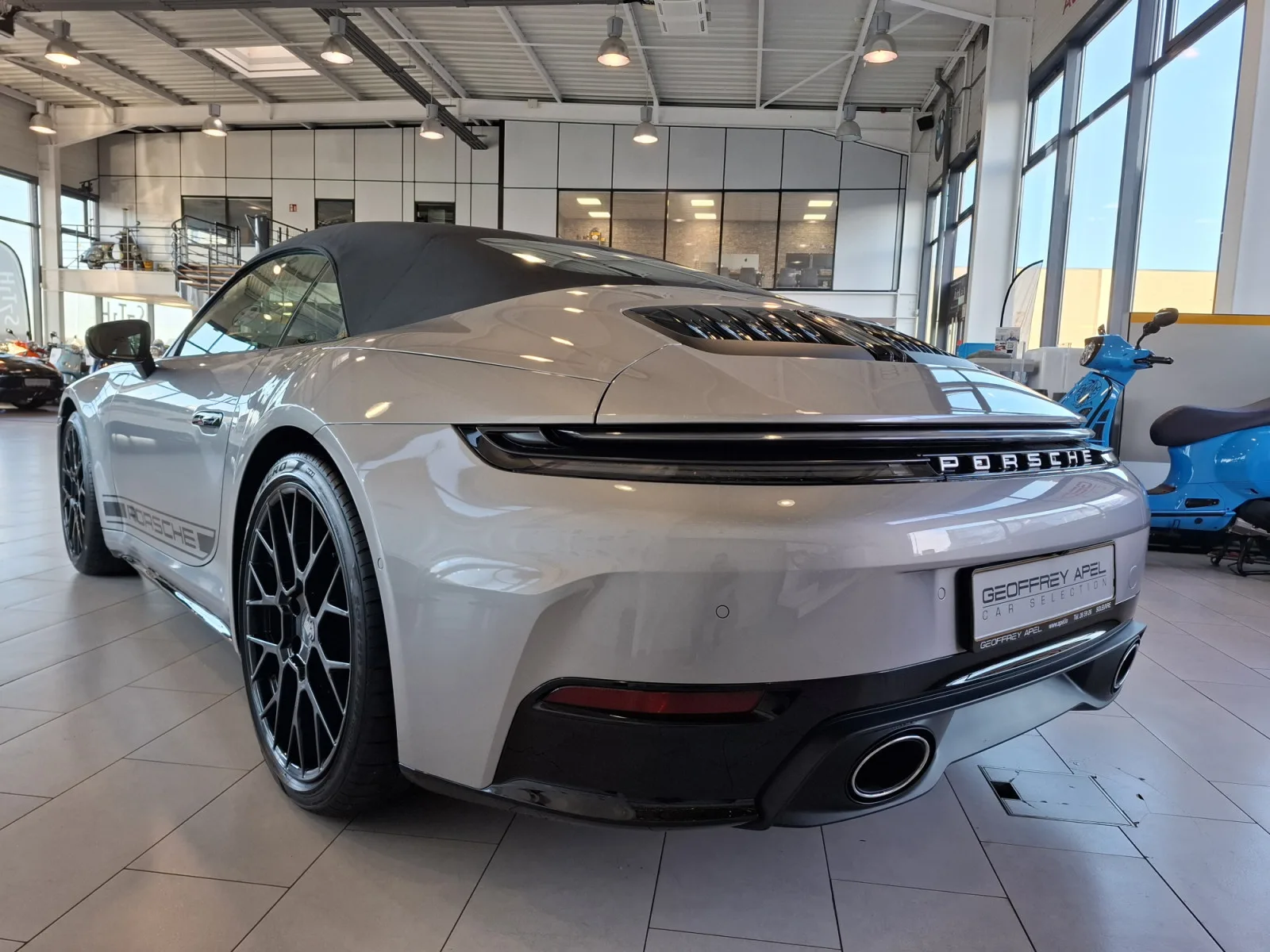 Porsche 992 FACELIFT CARRERA CABRIO PACK CHRONO BOSE CUIR NAVI 1 HAND 360° - Photo 1