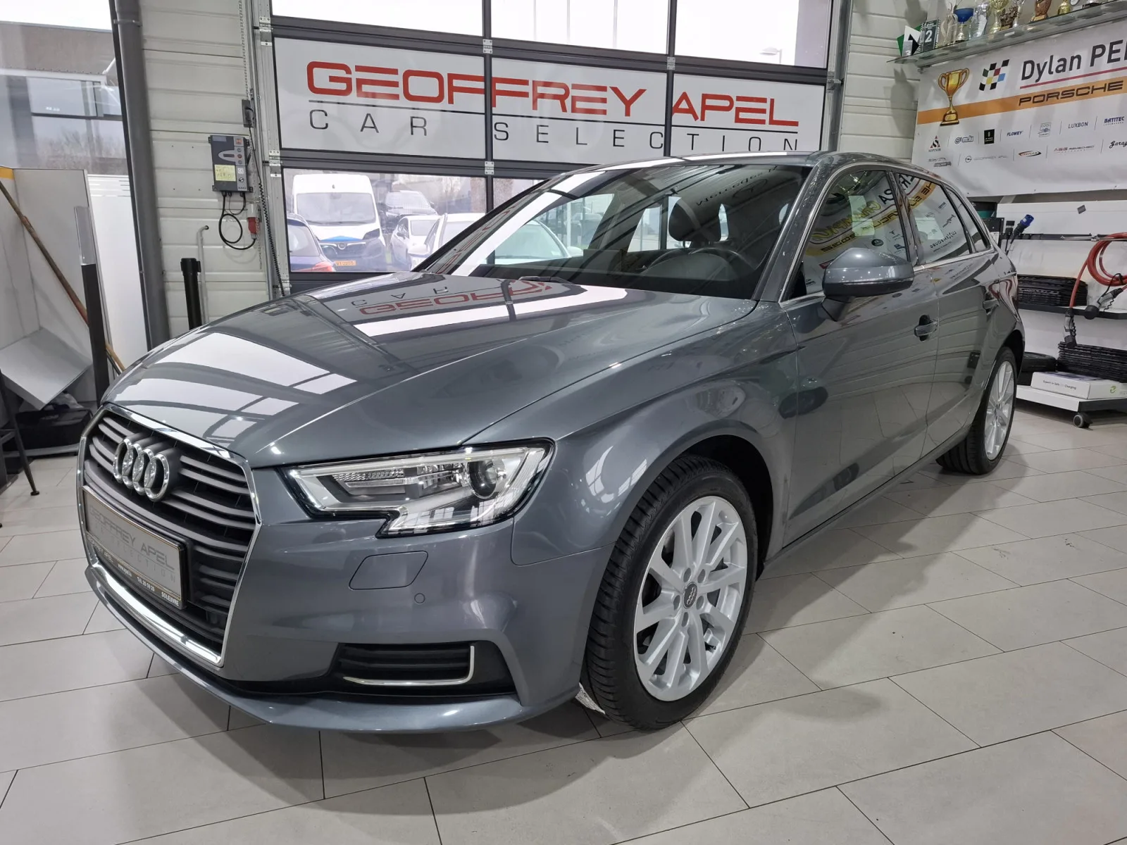 Audi A3 30 TFSI 116 SPORTBACK S-TRONIC DESIGN, CUIR, NAVI, XENON, LED, PDC, 1 HAND - Photo 1