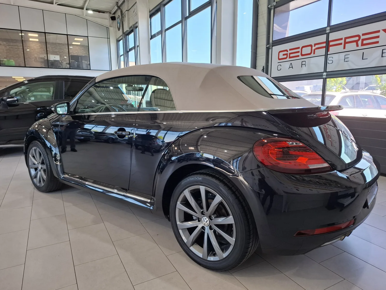 Volkswagen Beetle 2.0 TDI 150 CABRIOLET DESIGN, NAVI, PDC, ALU 18'', LED, KM 23000, - Photo 1