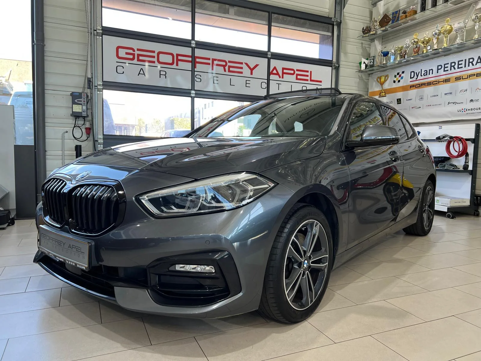 BMW 118 DA 150 SPORT LINE, CUIR, PANORAMIQUE, LED, ALU17'', CARPLAY, NAVI, 1 HAND.. - Photo 1
