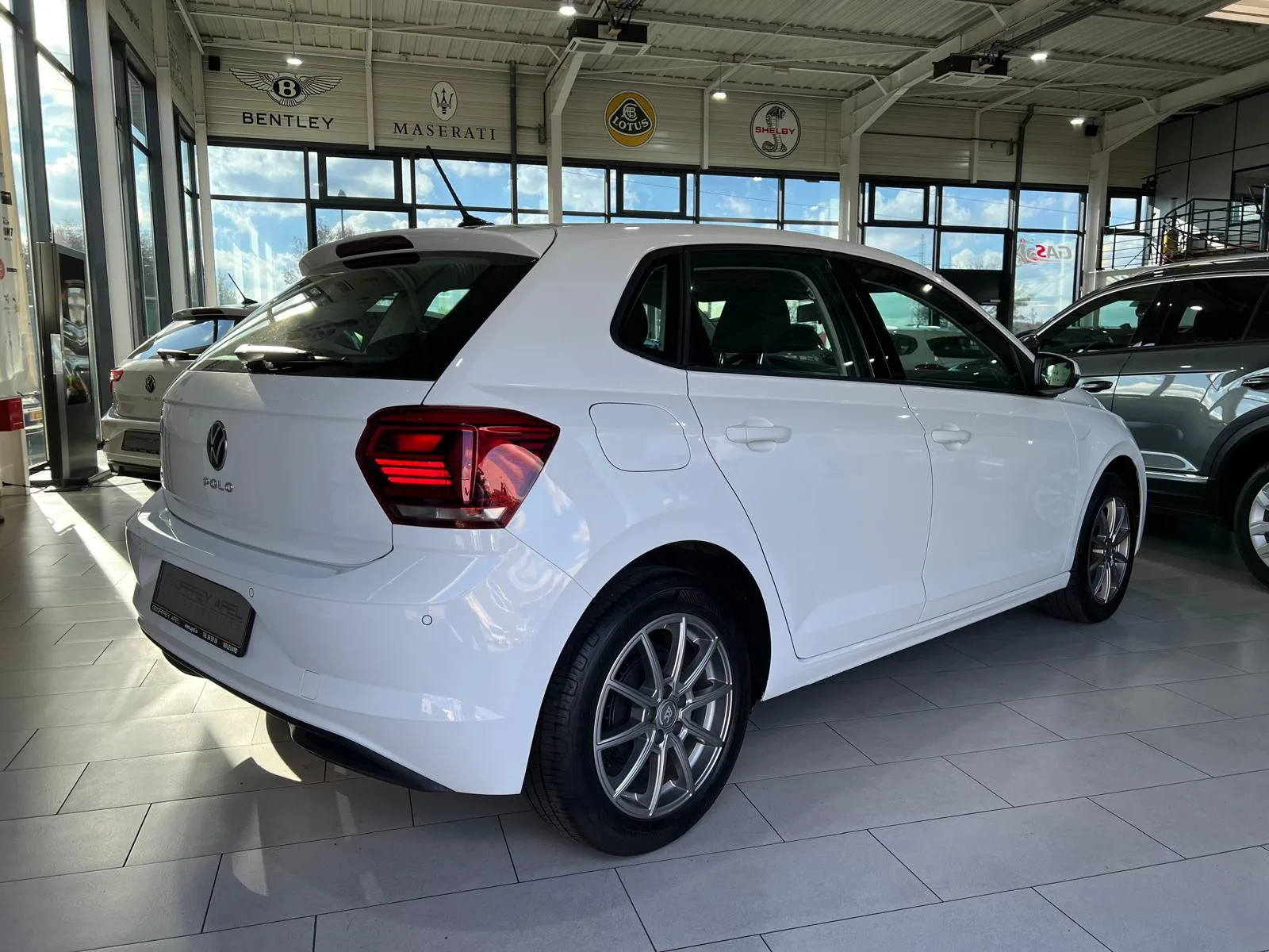 Volkswagen Polo 1.0 TSI 95 Comfortline, CARPLAY, SIEGES CHAUFF., REGULATEUR ,ALU 16'',BLUETOOTH, 1 HAND - Photo 1