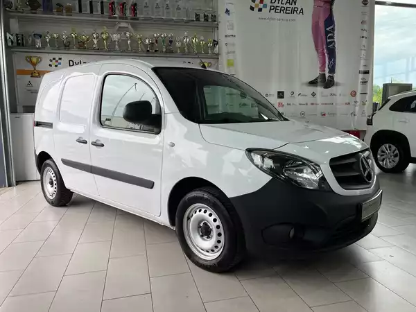 Mercedes-Benz Citan 109 CDI 95 / GARANTIE / 1 HAND - Photo 3