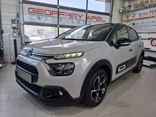 Citroën C3 SHINEPACK 110 B.AUTO, NAVI, CUIR, CARPLAY,LED, CAMERA, 1HAND - Photo 1