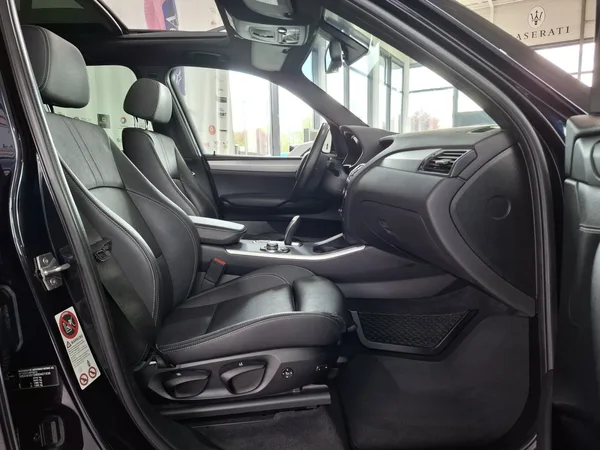 BMW X3 XDRIVE 28i Pack M, CUIR, NAVI, PANORAMA, 4*4, BLUETOOTH, ALU 19'', GARANTIE, CARNET D'ENTRETIEN - Photo 3