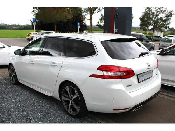 Peugeot 308 SW GT 205 PANO CUIR NAVI - Photo 2