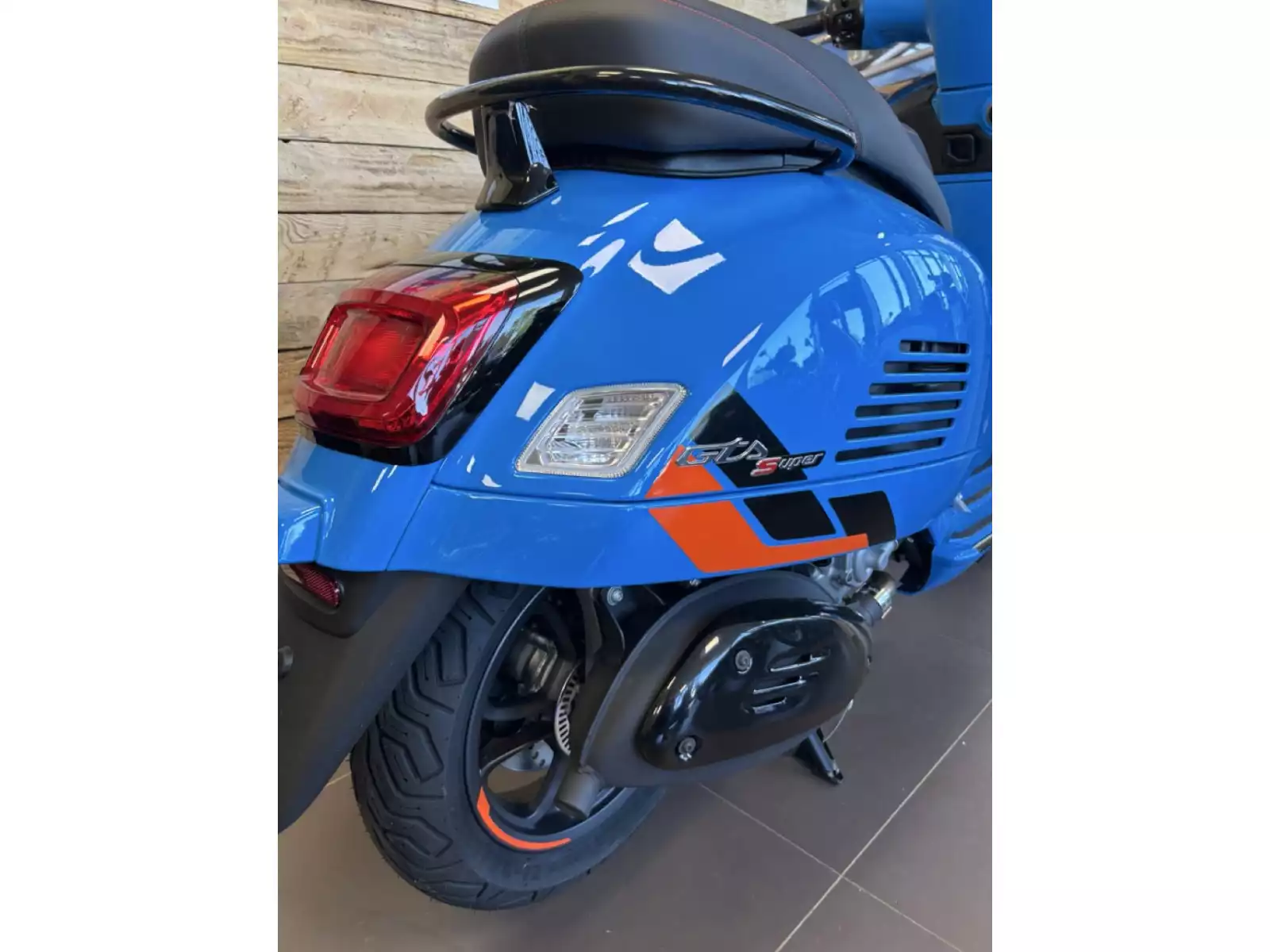 Vespa GTS Super Sport 310 - Photo 1
