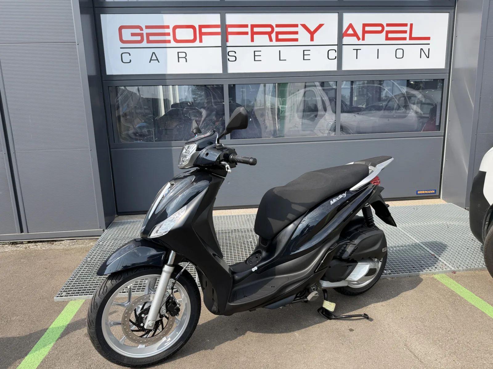 Piaggio Medley 125 - Photo 1