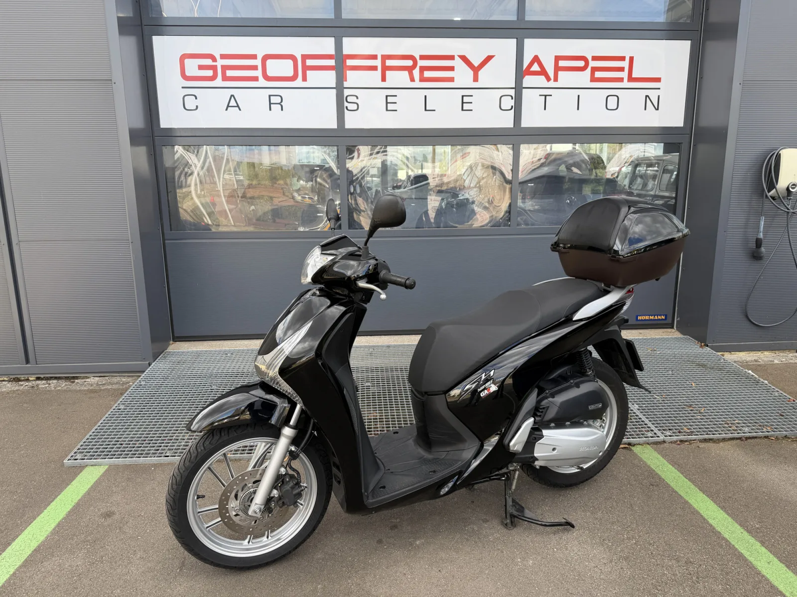 Honda SH 125 - Photo 1