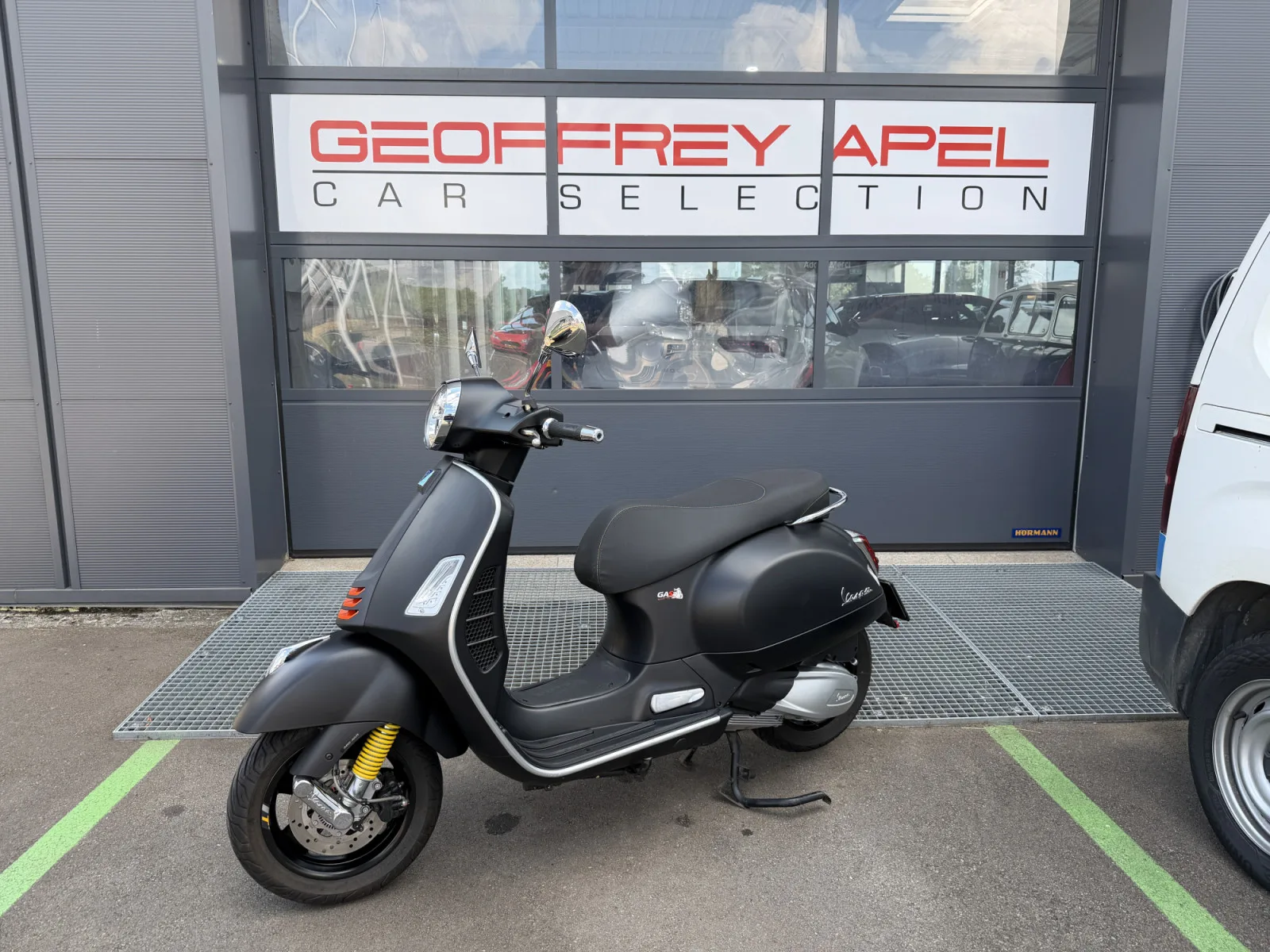 Vespa GTS 300 SuperTech - Photo 1