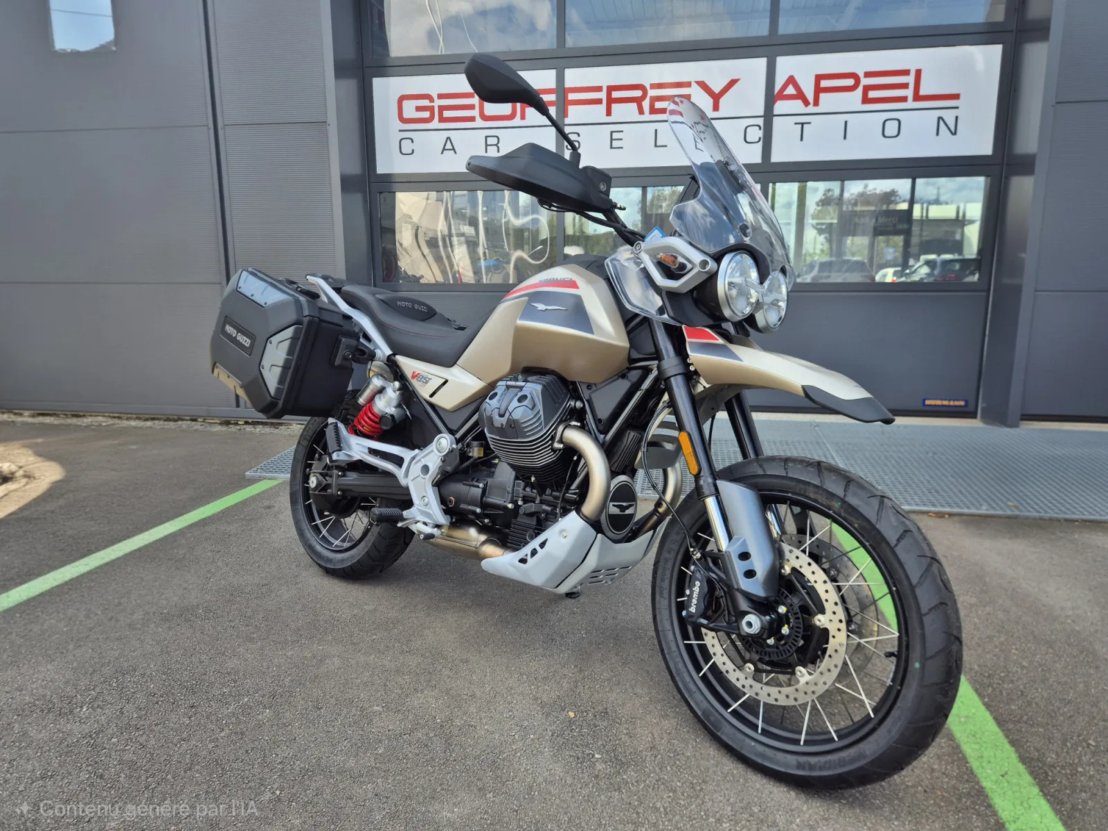 Moto Guzzi V 85 TT TRAVEL - Photo 1
