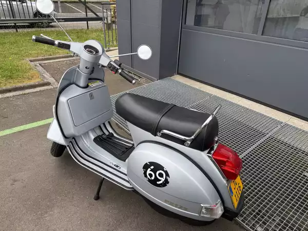 Vespa PX 125 - Photo 2