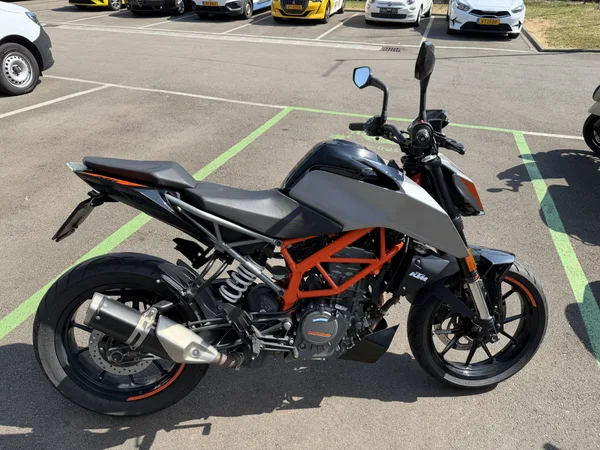KTM 125 Duke - Photo 3