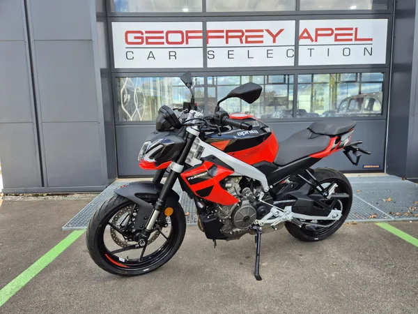 Aprilia TUONO 457 - Photo 1