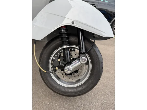 Vespa PX 80 - Photo 2