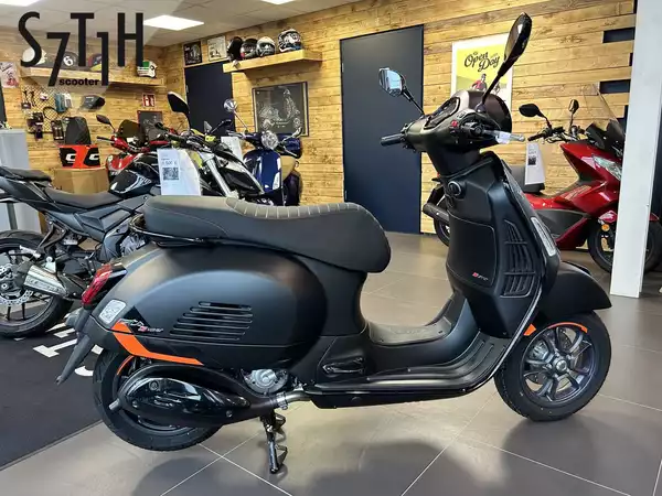 Vespa GTS 310 Super Sport - Photo 2