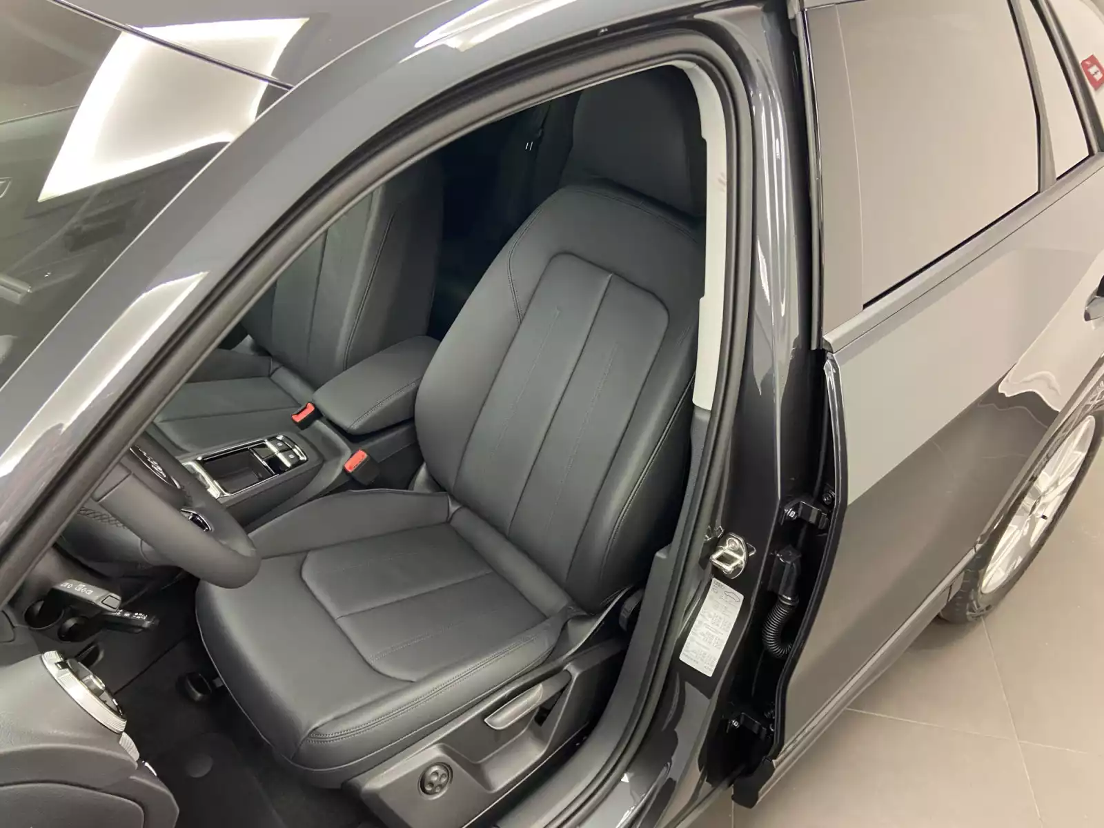 Audi Q2 advanced TDI 150 CH / 110 KW S tronic - Photo 1