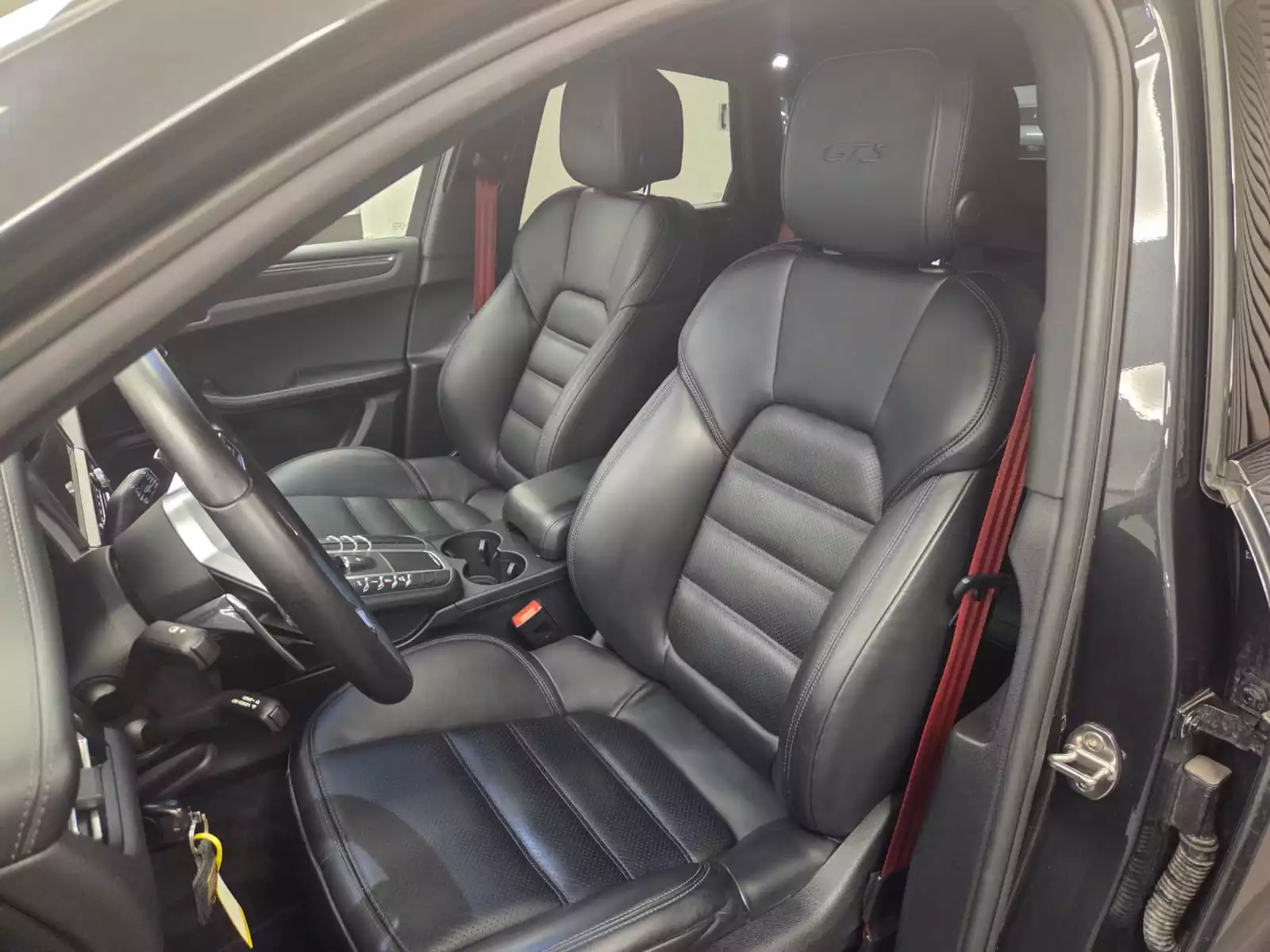 Porsche Macan GTS 381 CV / 280kW - Photo 1